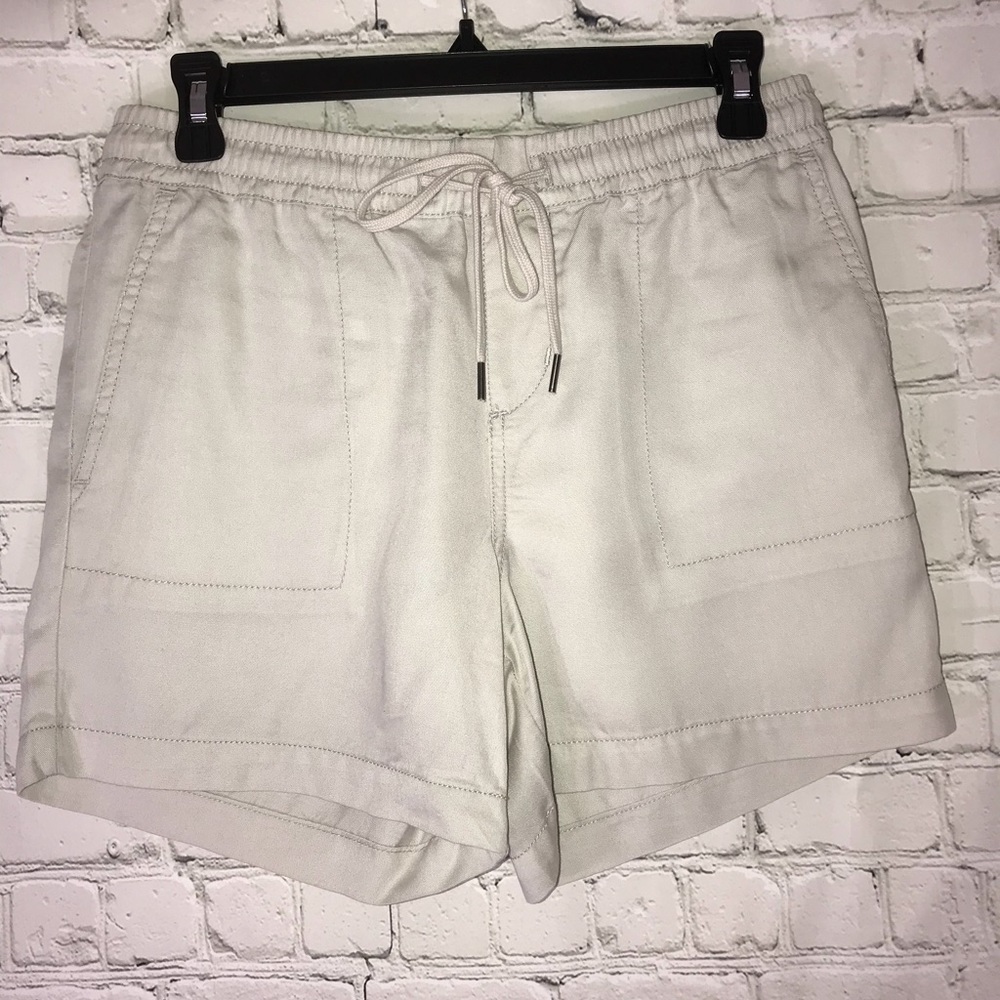 NWOT Calvin Klein shorts
